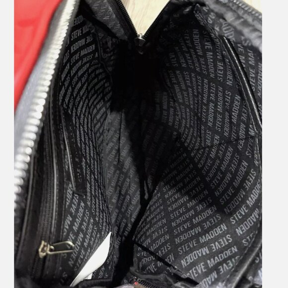 Steve Madden Women's Backpack Bag Red Zip Top Closure - Picture 3 of 3